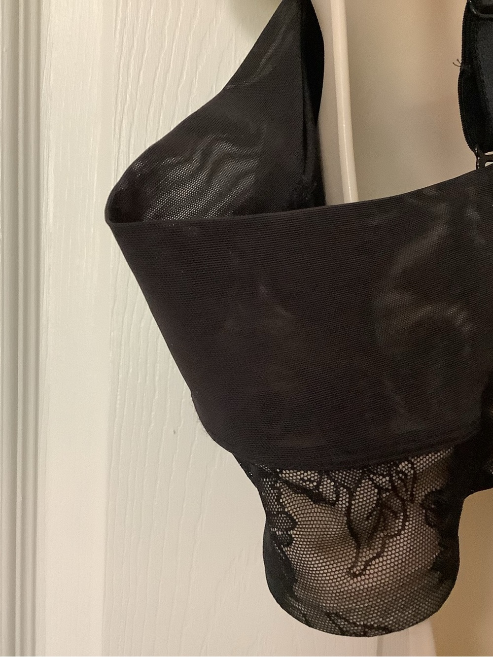 Bali Bra 42B Black & Nude Floral Lace Underwire - Picture 8 of 11